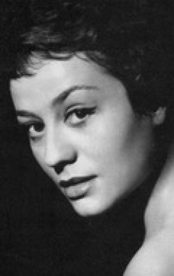 Full Annie Girardot filmography who acted in the animated movie La prophetie des grenouilles.