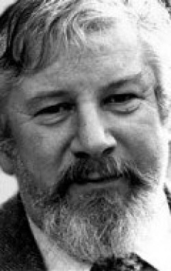 Full Peter Ustinov filmography who acted in the animated movie Robin Hood.