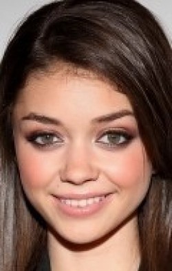 Full Sarah Hyland filmography who acted in the animated movie The Lion Guard: Return of the Roar.