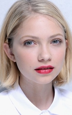 Full Tavi Gevinson filmography who acted in the animated movie Cadaver.